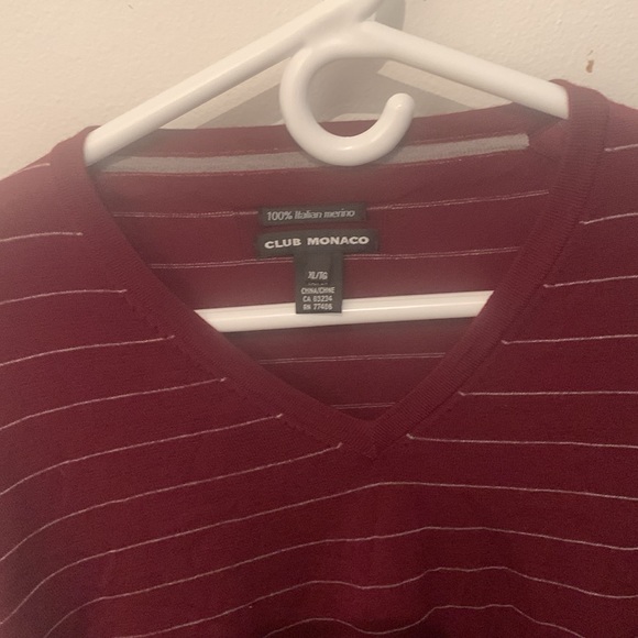 Excellent Club Monaco Pure Italian Merino Wool Burgundy Sweater w white stripes - Picture 4 of 5